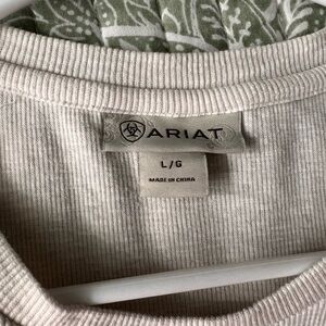 Ariat Women's Light Beige Sweater